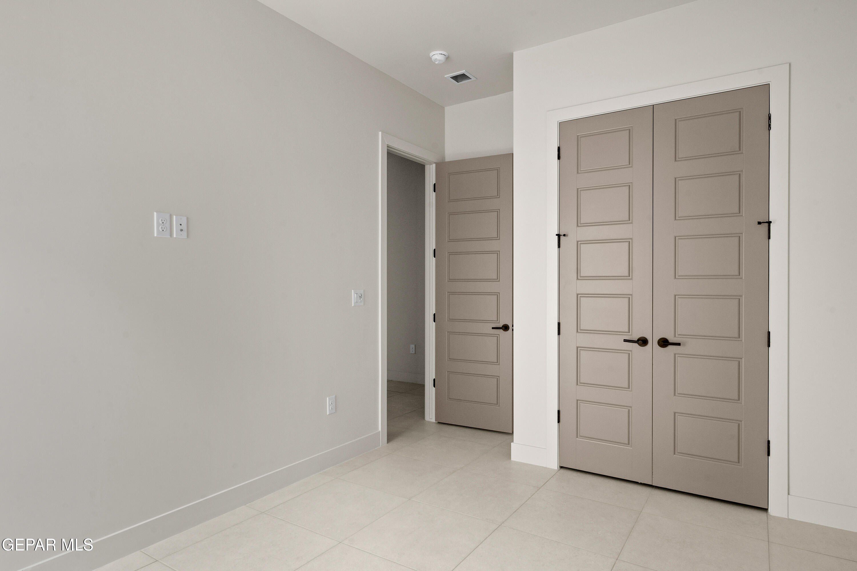 321 Blue Valley Drive. El Paso, TX 79928