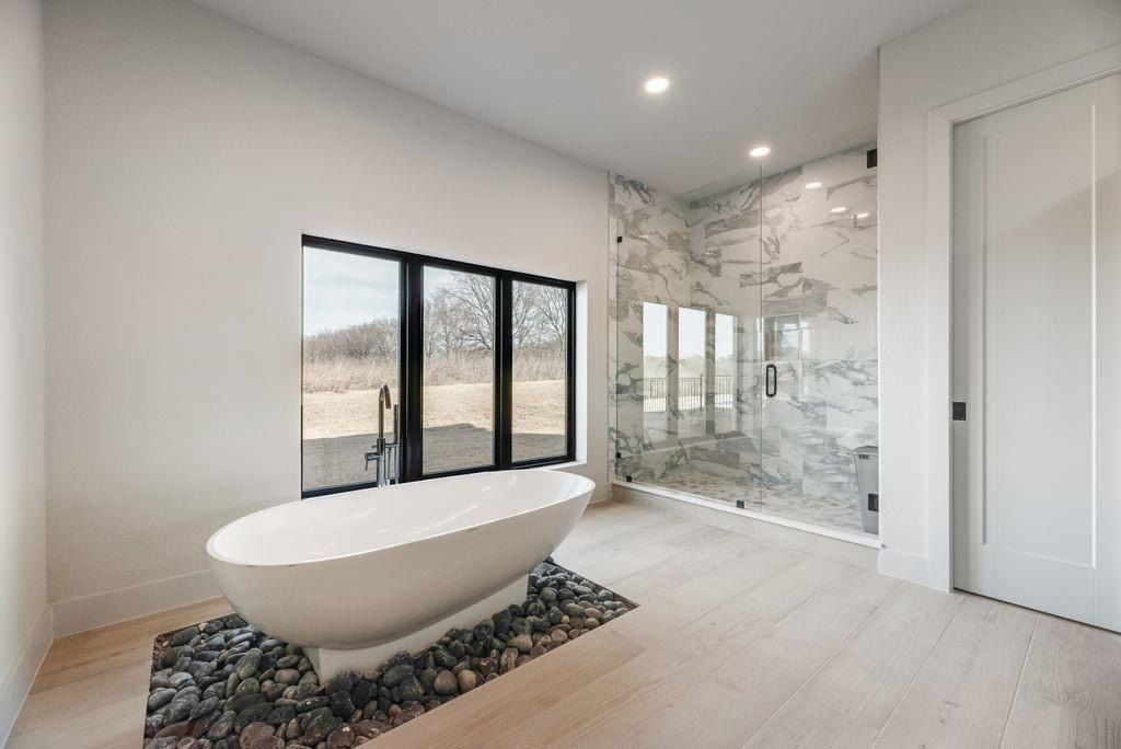 2284 County Road 222. Anna, TX 75409