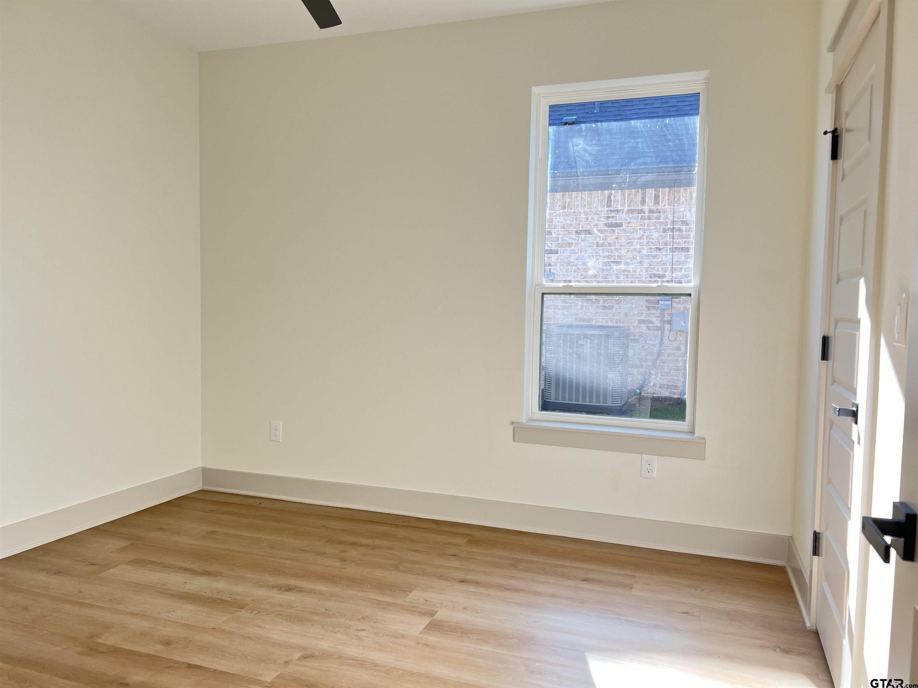 242 Sides. Bullard, TX 75757