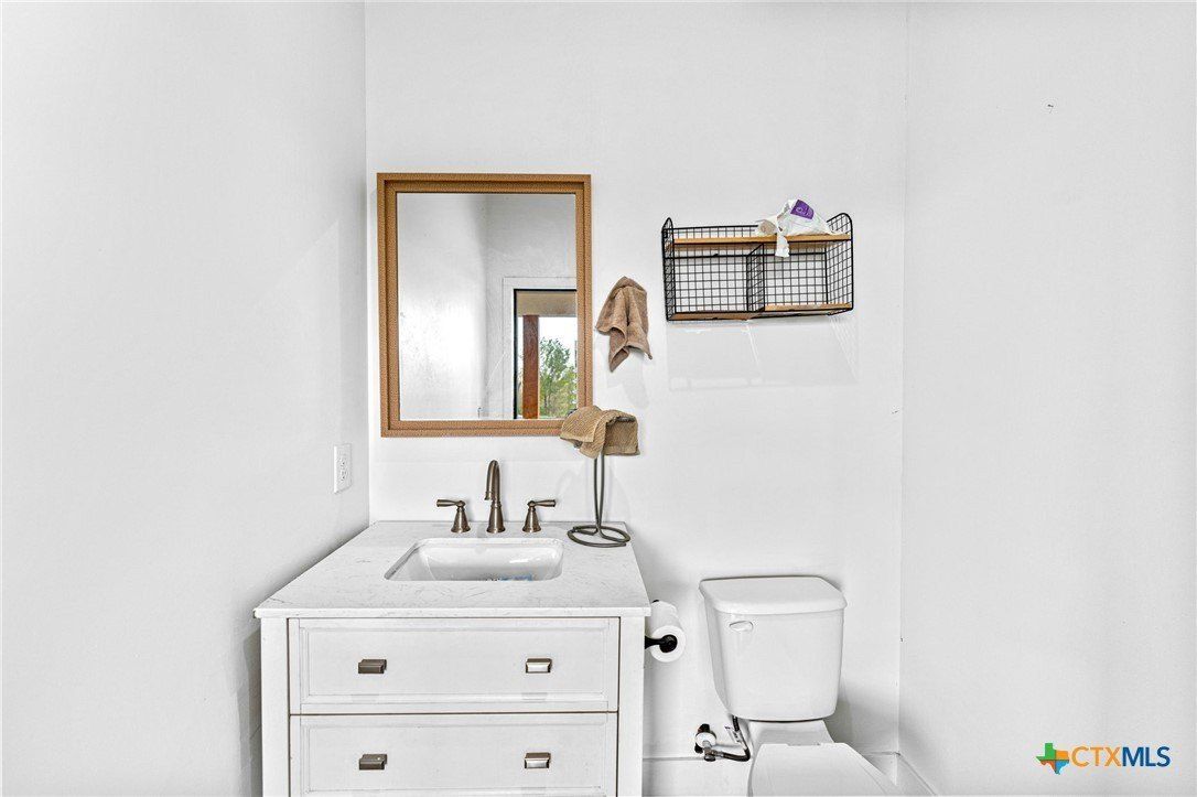 7074 Newman Boulevard. Kyle, TX 78640