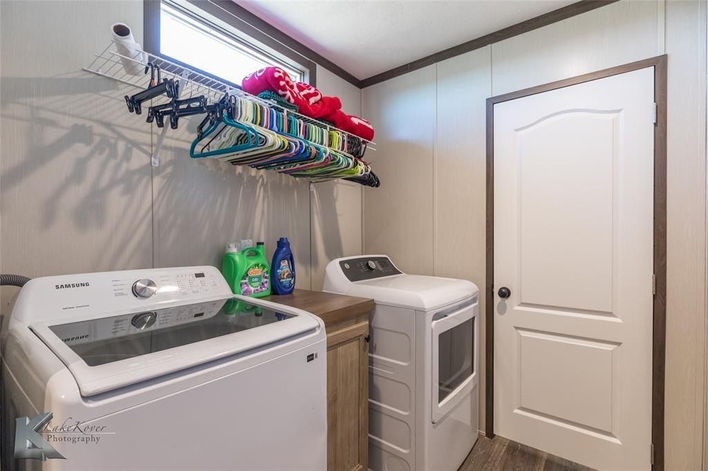 4377 County Road 497. Anson, TX 79501