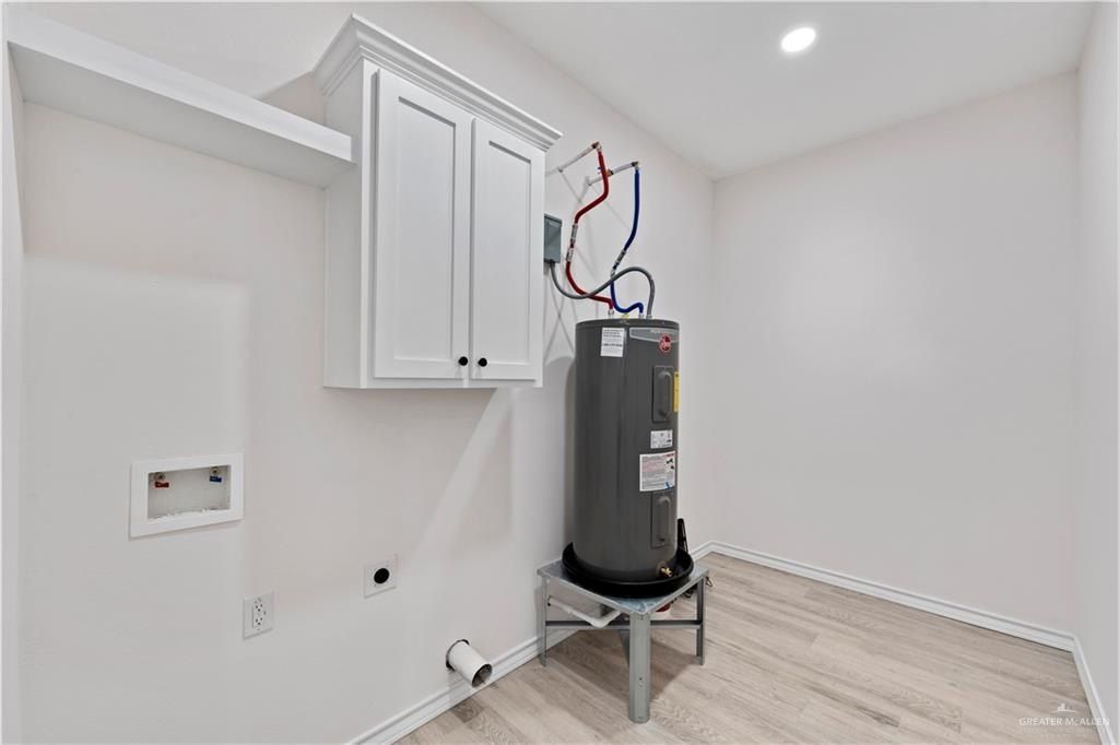 3974 Caserio Street. Edinburg, TX 78542