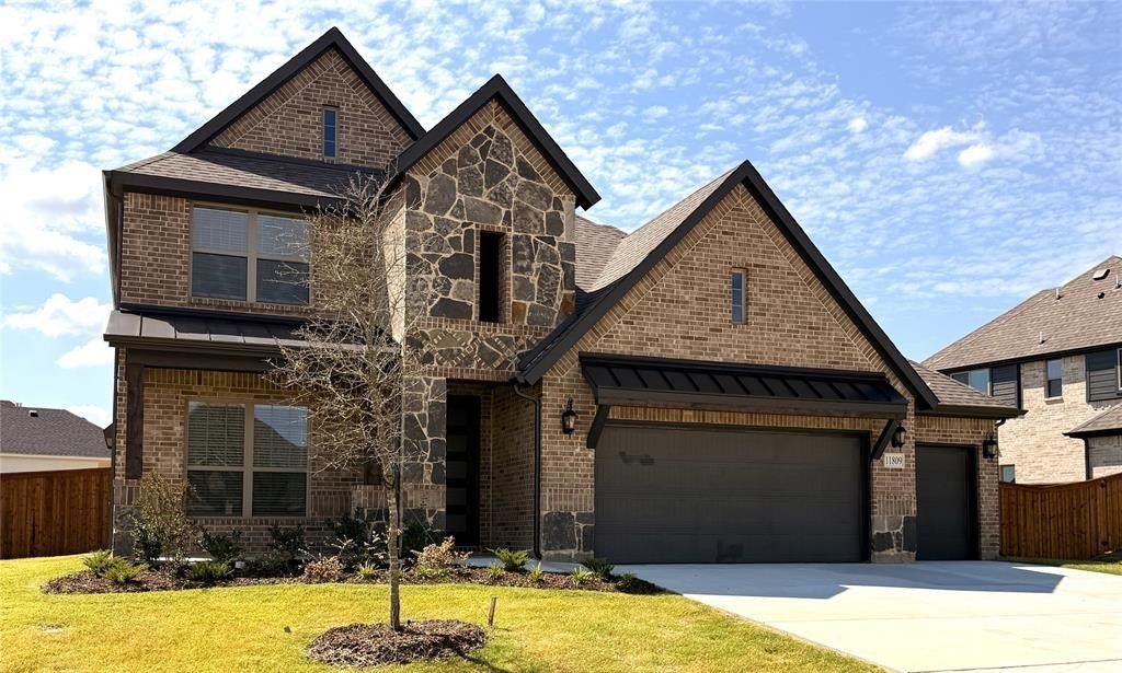 11809 Serval Street. Godley, TX 76044