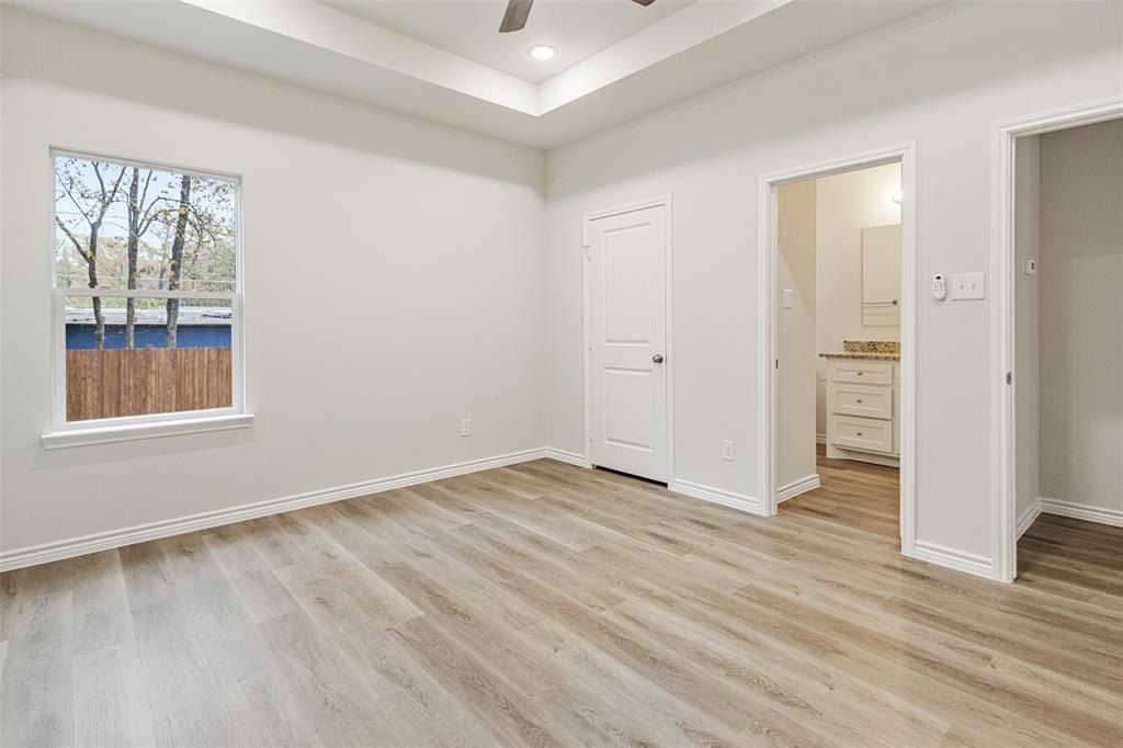 6144 Shawnee Drive. Mabank, TX 75156