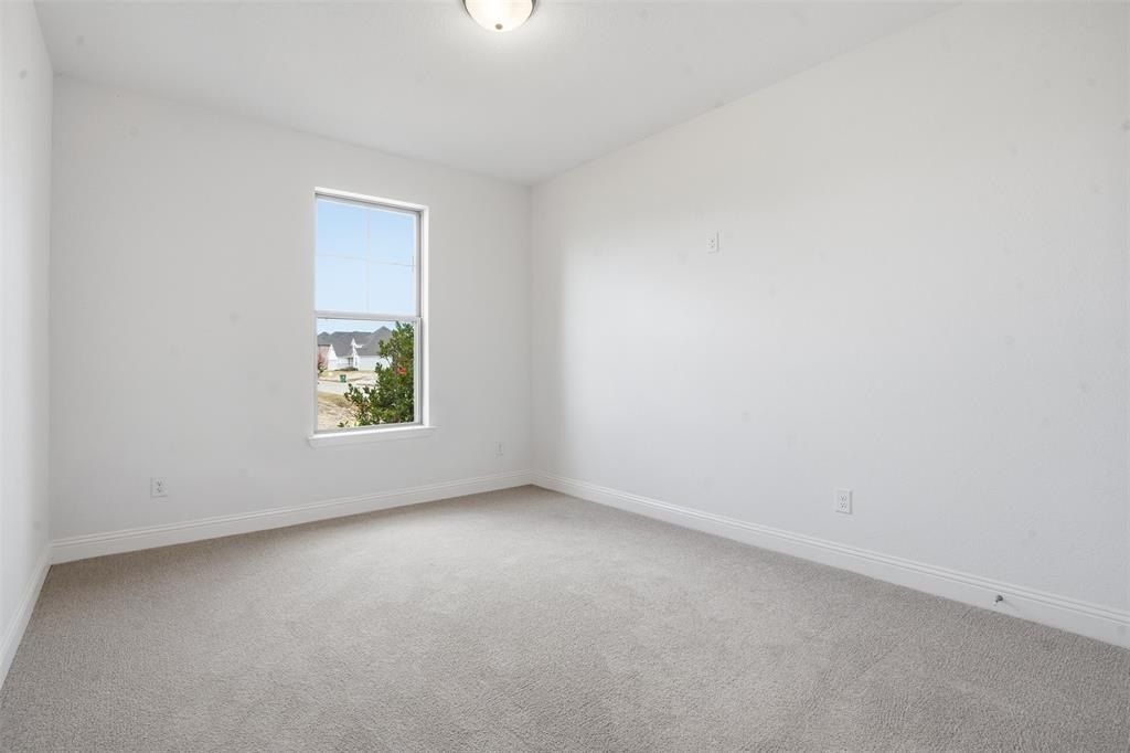 11720 Flathead Court. Godley, TX 76044