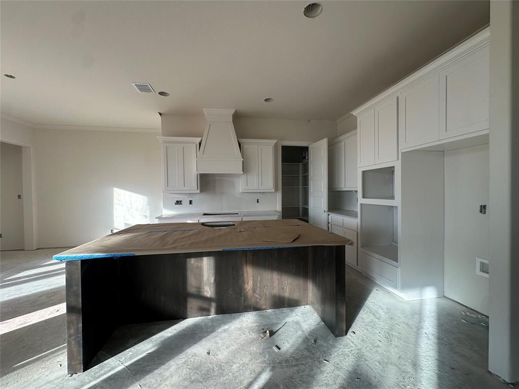 201 Stuart Street. Paradise, TX 76073