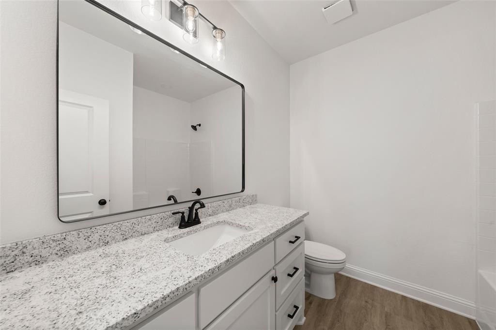 1610 N 6Th Street. Waco, TX 76707