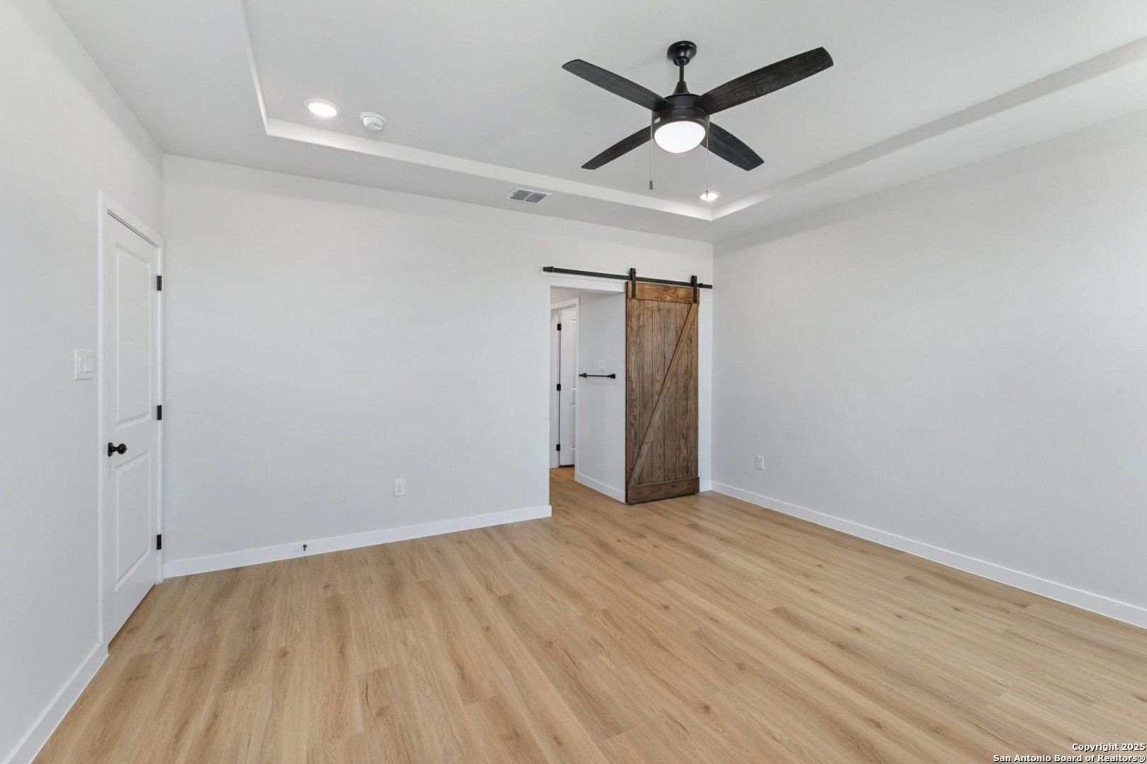 16650 Rosemary Ridge. Elmendorf, TX 78112