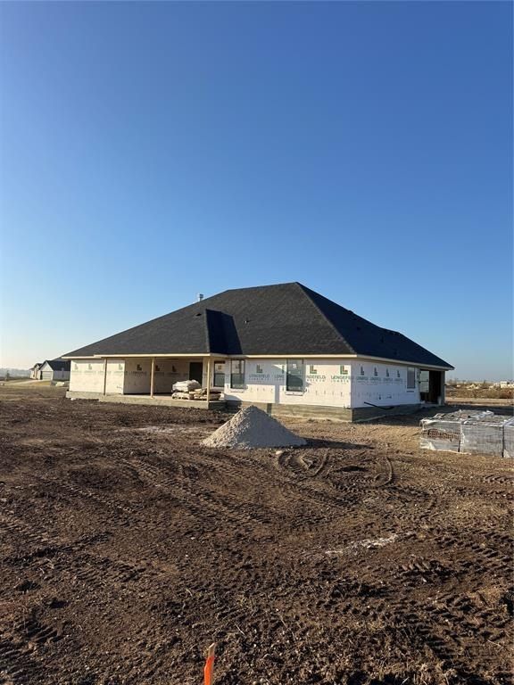 1304 Red Rock Road. Hewitt, TX 76643