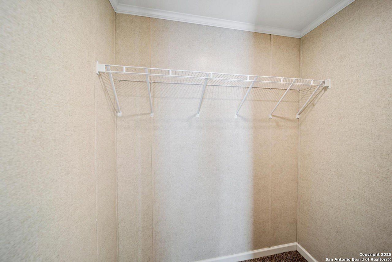 262 County Road 2662. Moore, TX 78057