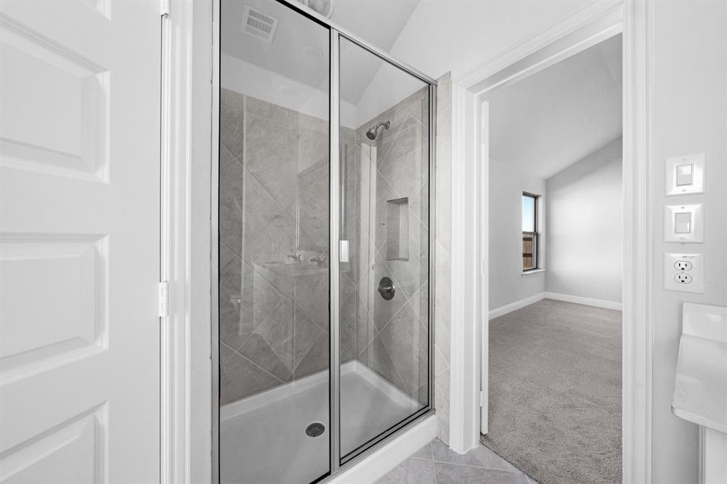 3813 Arrowchop Drive. Caddo Mills, TX 75135