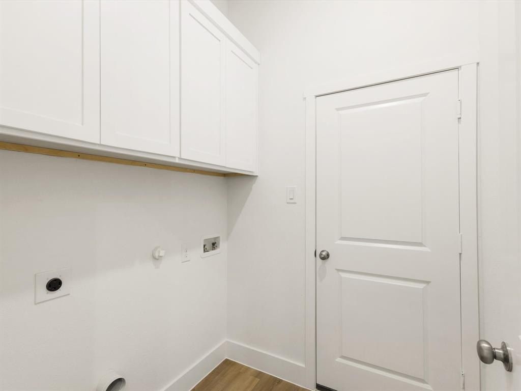 111 W Farmers Road. Seagoville, TX 75159