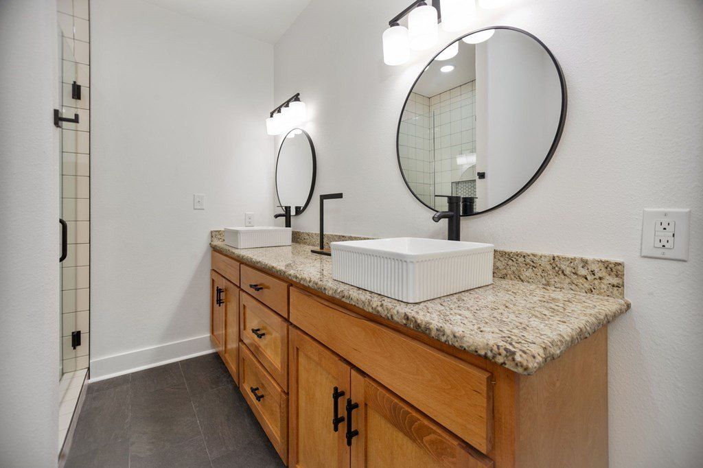 314 Cr 136. Garrison, TX 75946