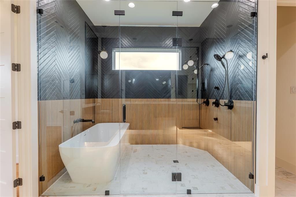 2005 Denali Pass. Aledo, TX 76008