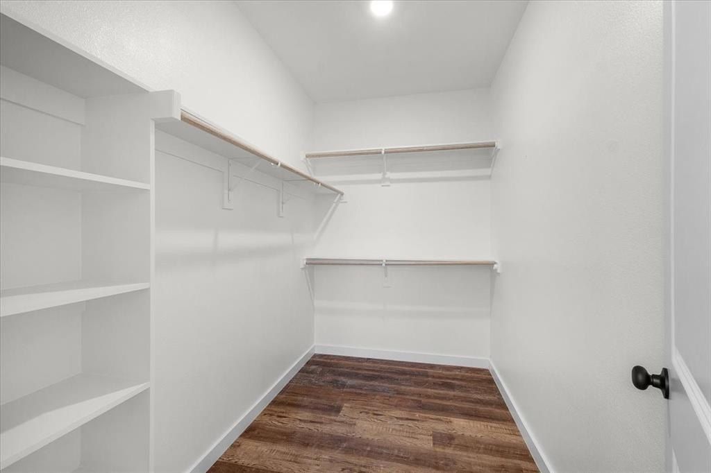 173 Lonicera Lane. Paradise, TX 76073