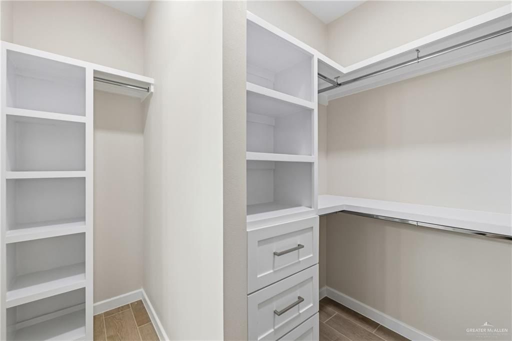 1217 E Evergreen Avenue. San Juan, TX 78589