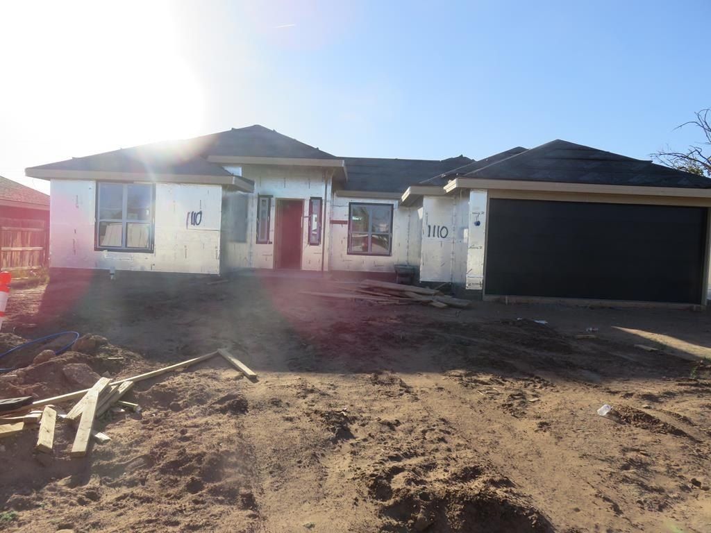 1110 Maple Ave. Midland, TX 79701