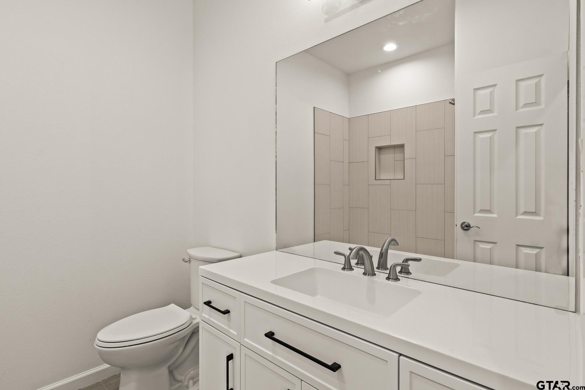 1339 Hwy 67. Mt Vernon, TX 75457