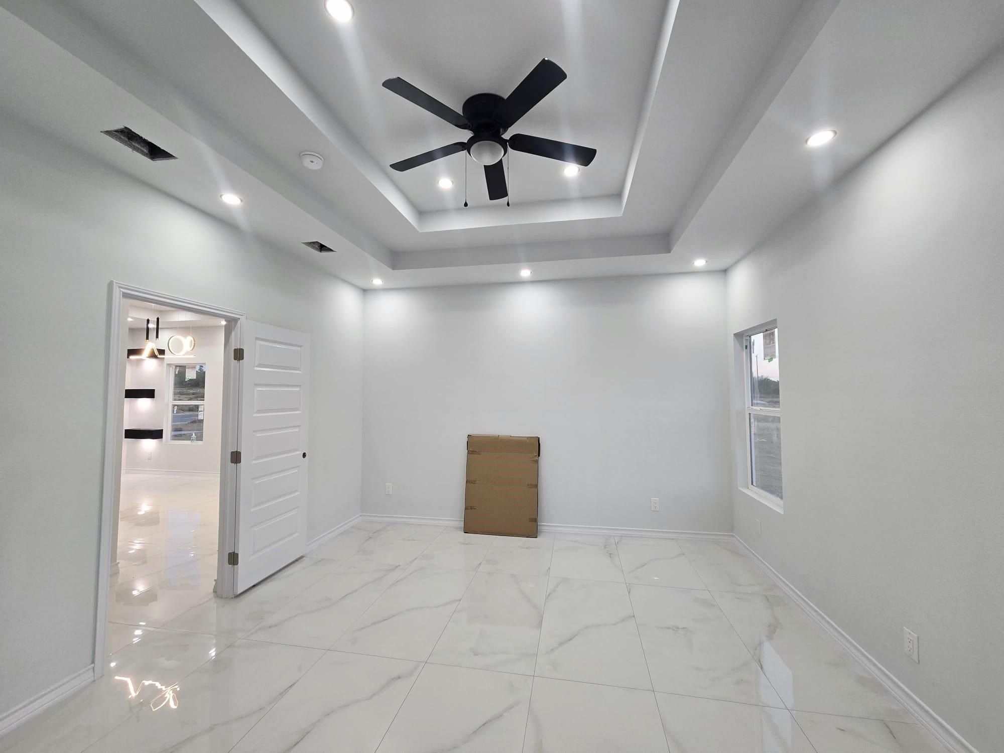 5062 Luna Grande Lp. Laredo, TX 78046