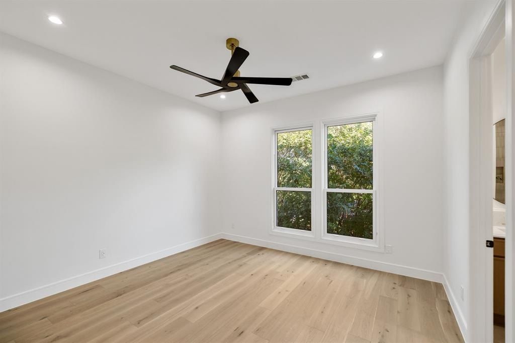 12515 Planters Glen Drive. Dallas, TX 75244