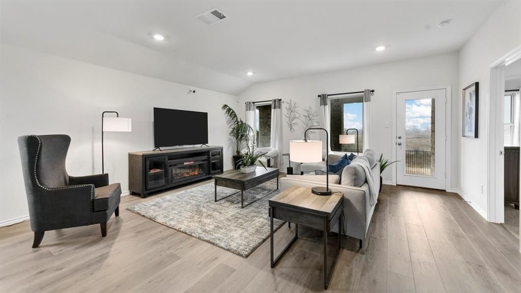 4113 Olivia Lane. Sanger, TX 76266