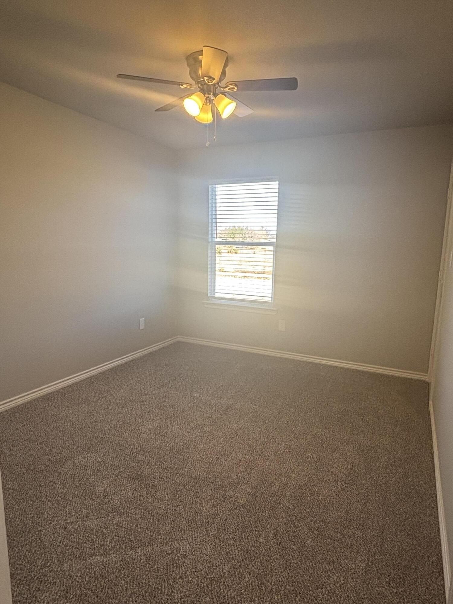 1222 Ave I. Ralls, TX 79357