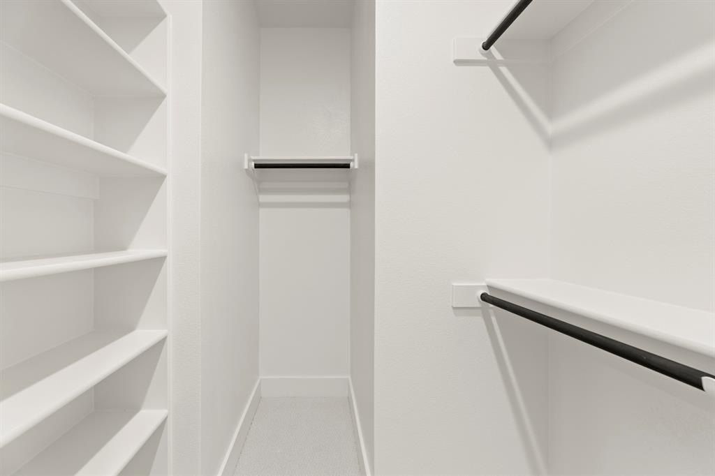 8137 Twin Creek Trail. Rowlett, TX 75089