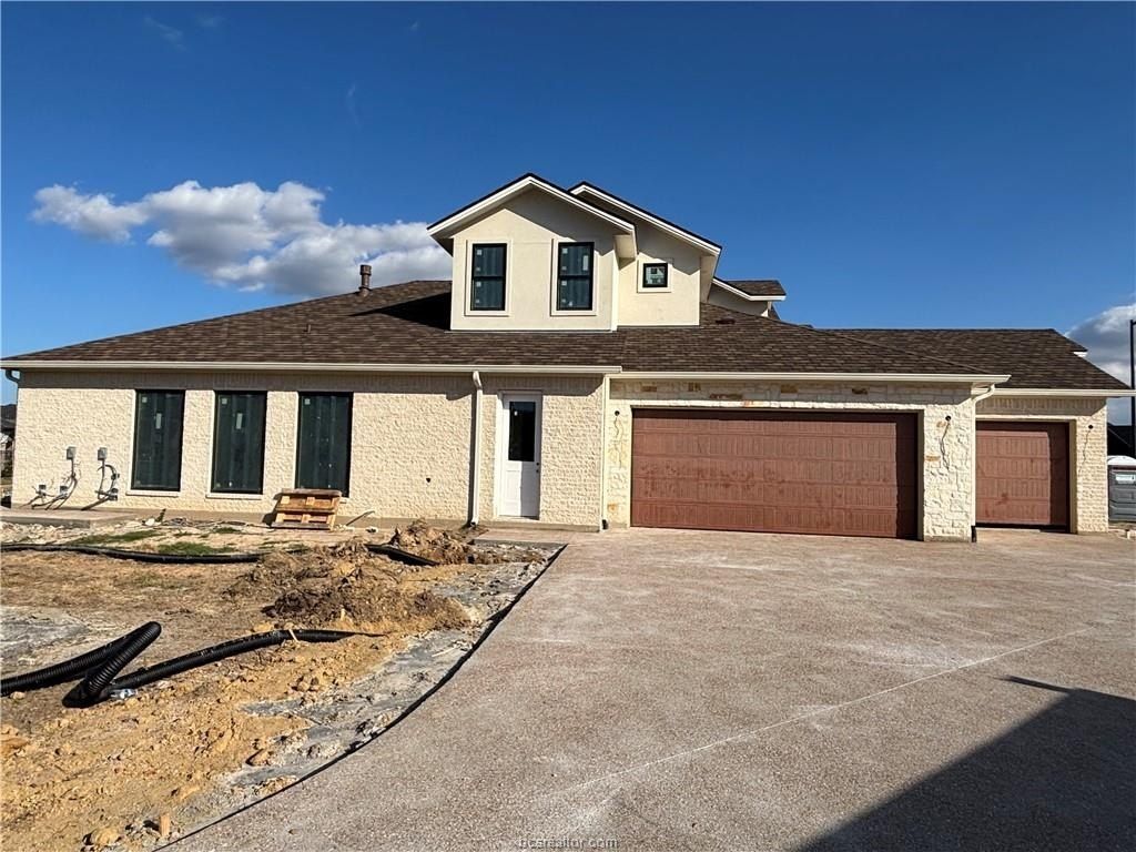 4801 Sunburst Court. College Station, TX 77845