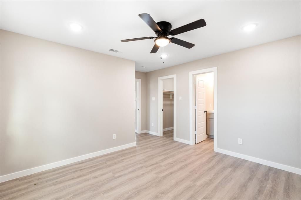 211 Garlock Street. Wilmer, TX 75172