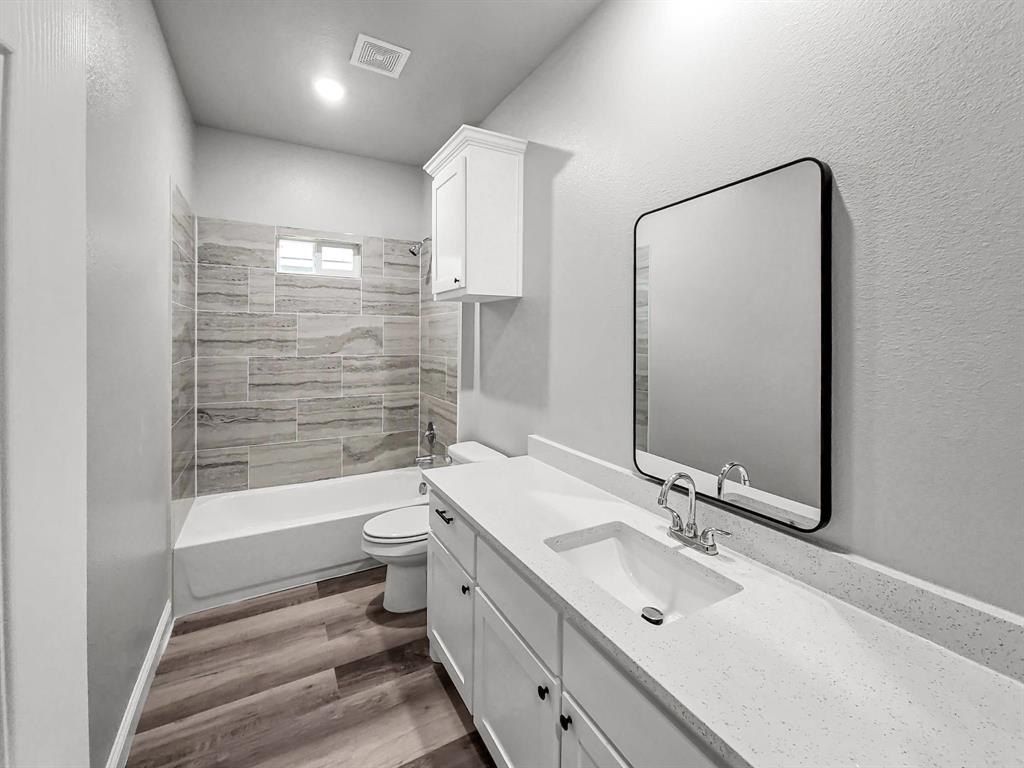 1223 Wesley Street. Greenville, TX 75401