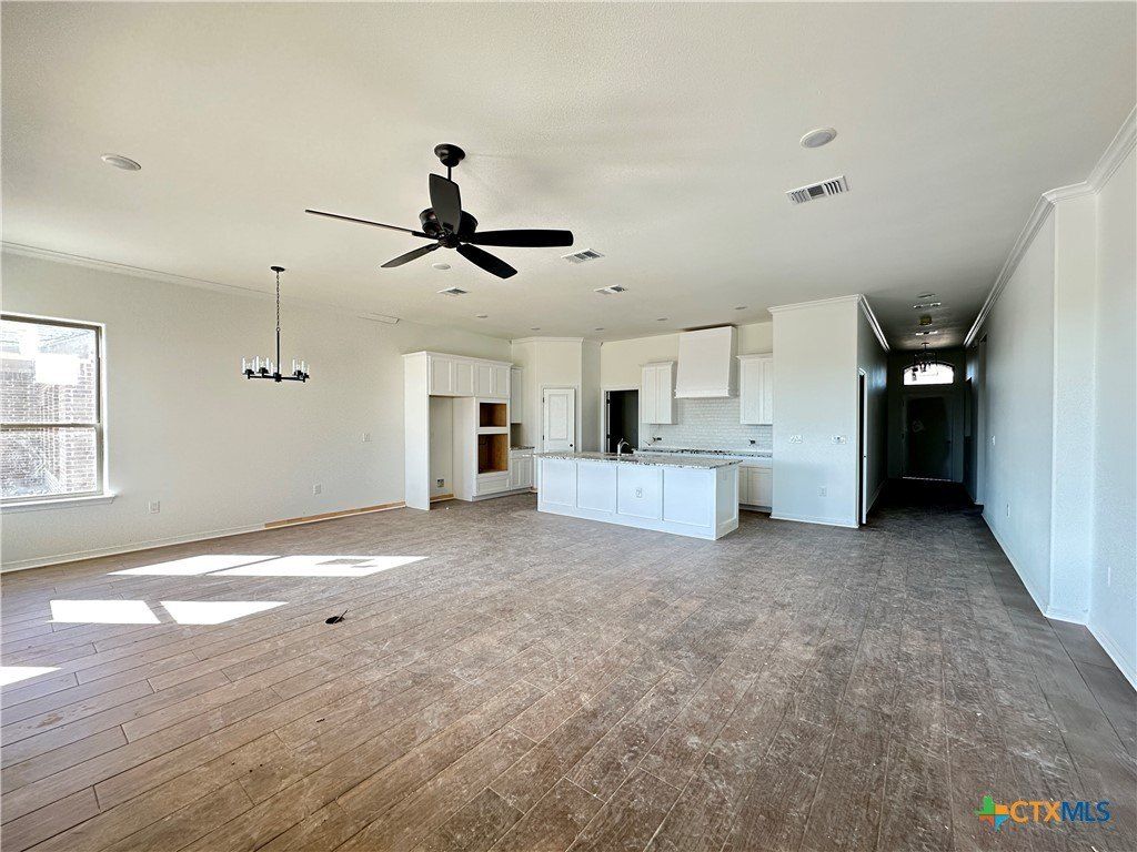 2039 Horse Cane Court. Temple, TX 76502