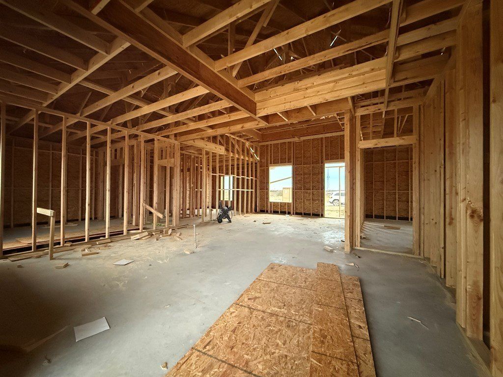 3189 Mauricio Libson. Eagle Pass, TX 78852