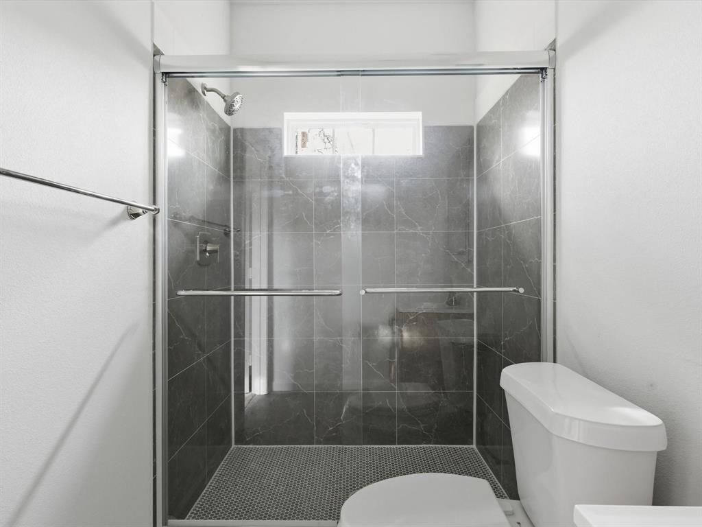 2413 Lena Street. Fort Worth, TX 76105