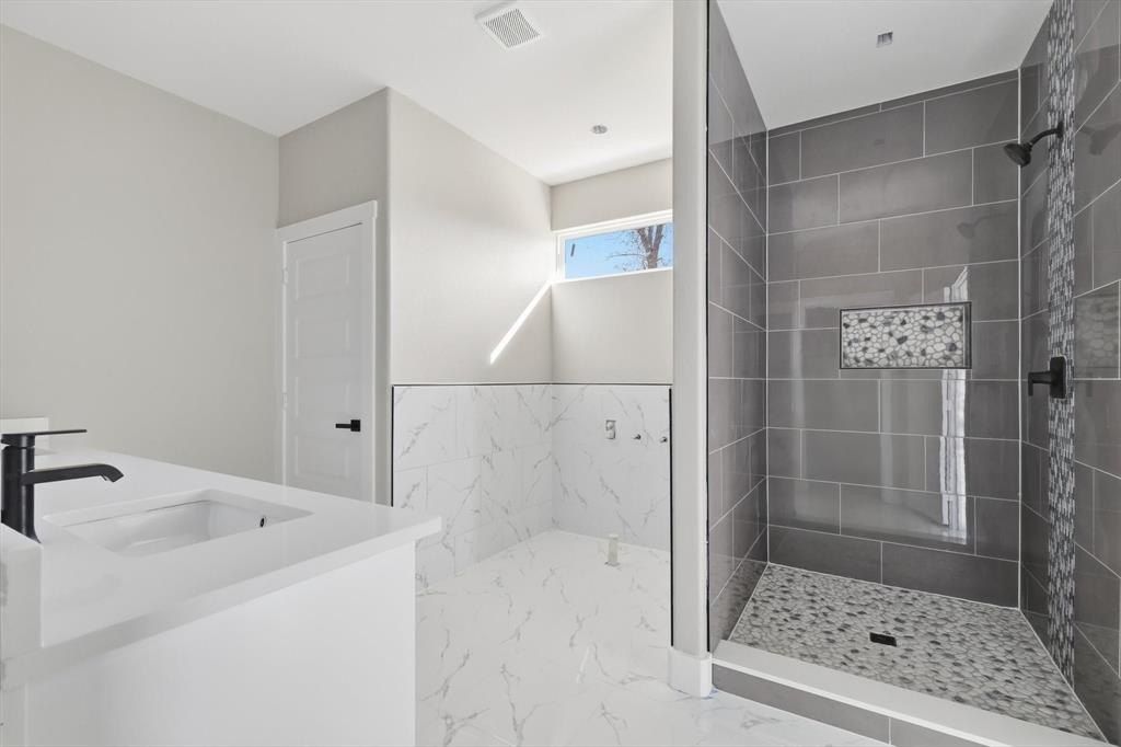 714 Bethlehem Street. Terrell, TX 75160