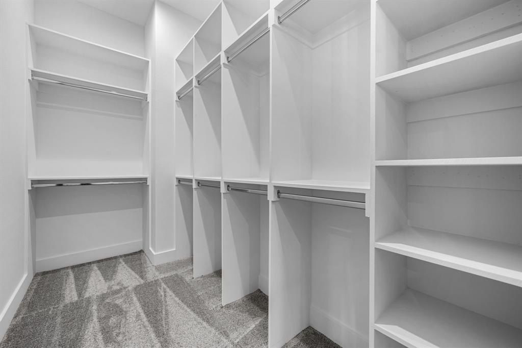 812 W 10Th Street. Dallas, TX 75208