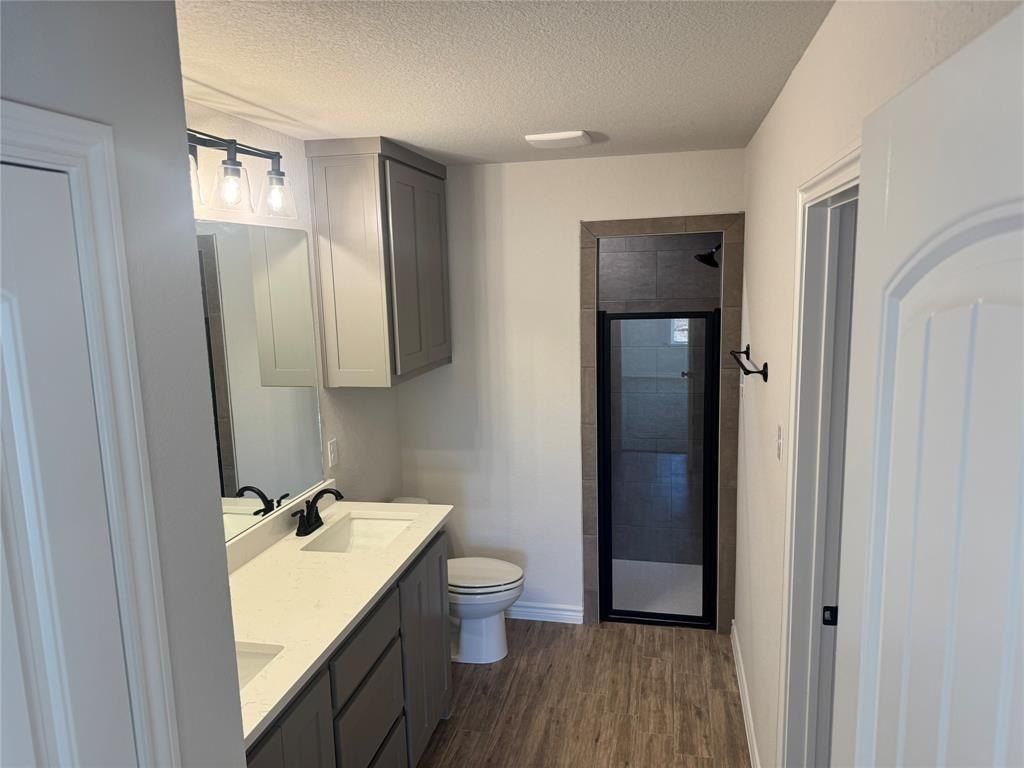 1004 Morgan Court. Springtown, TX 76082