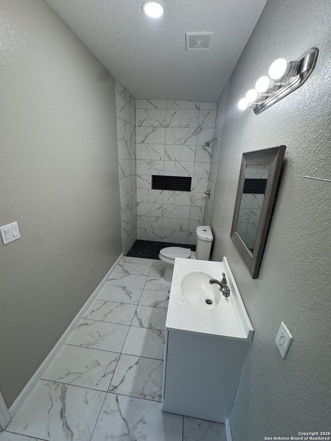 278 Dorie. San Antonio, TX 78220