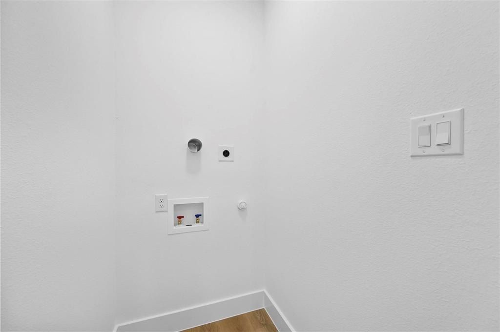 1573 Harris Court. Dallas, TX 75223