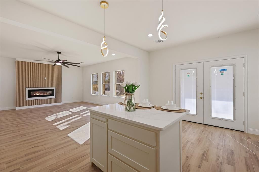 1608 Avenue D Avenue. Fort Worth, TX 76104