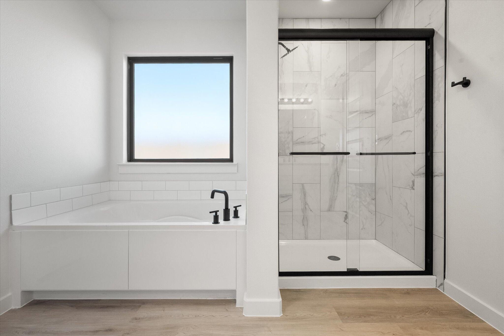 Cottonwood Avenue. Wolfforth, TX 79382