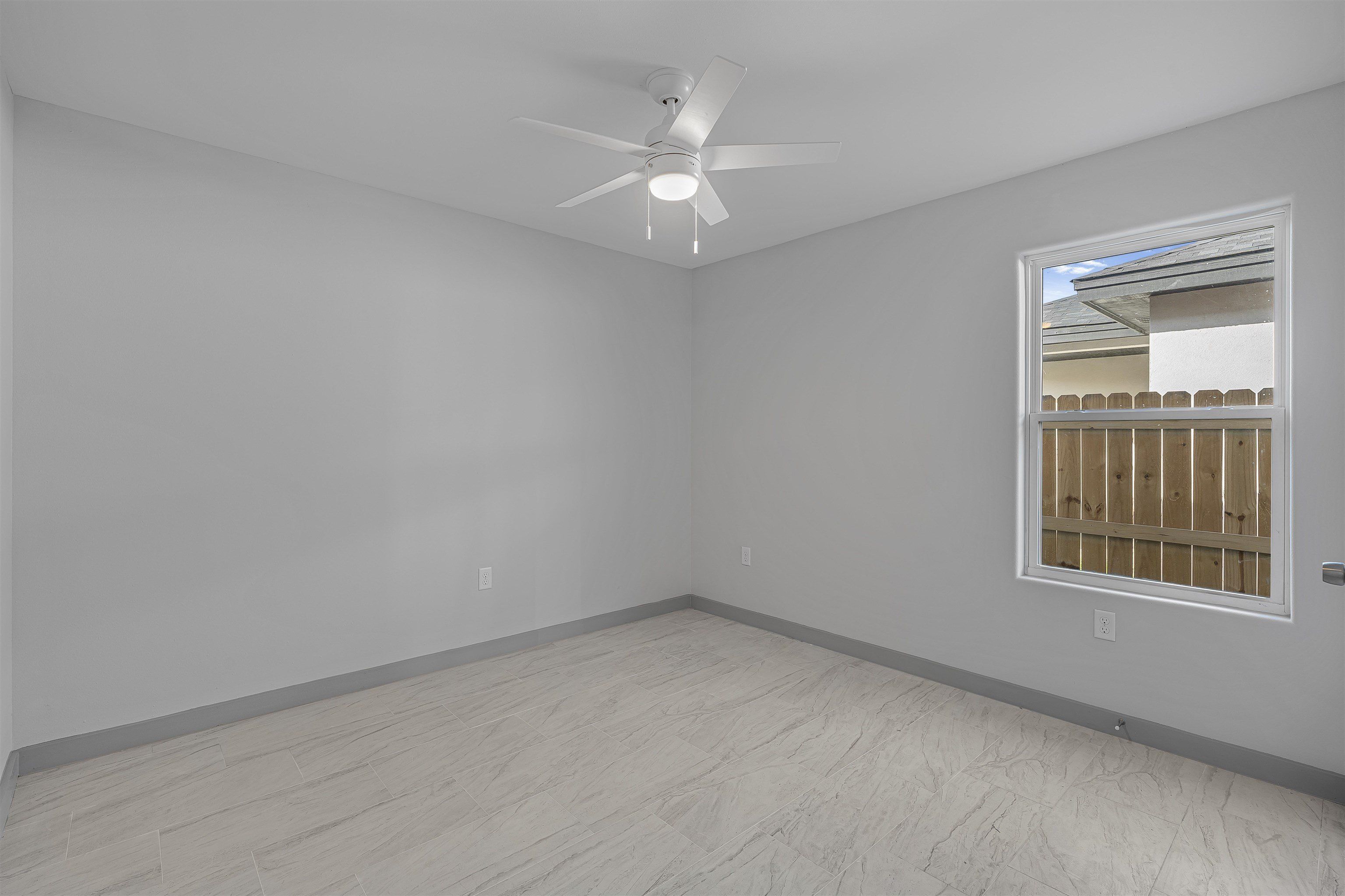 1432 El Caporal Dr. Laredo, TX 78046