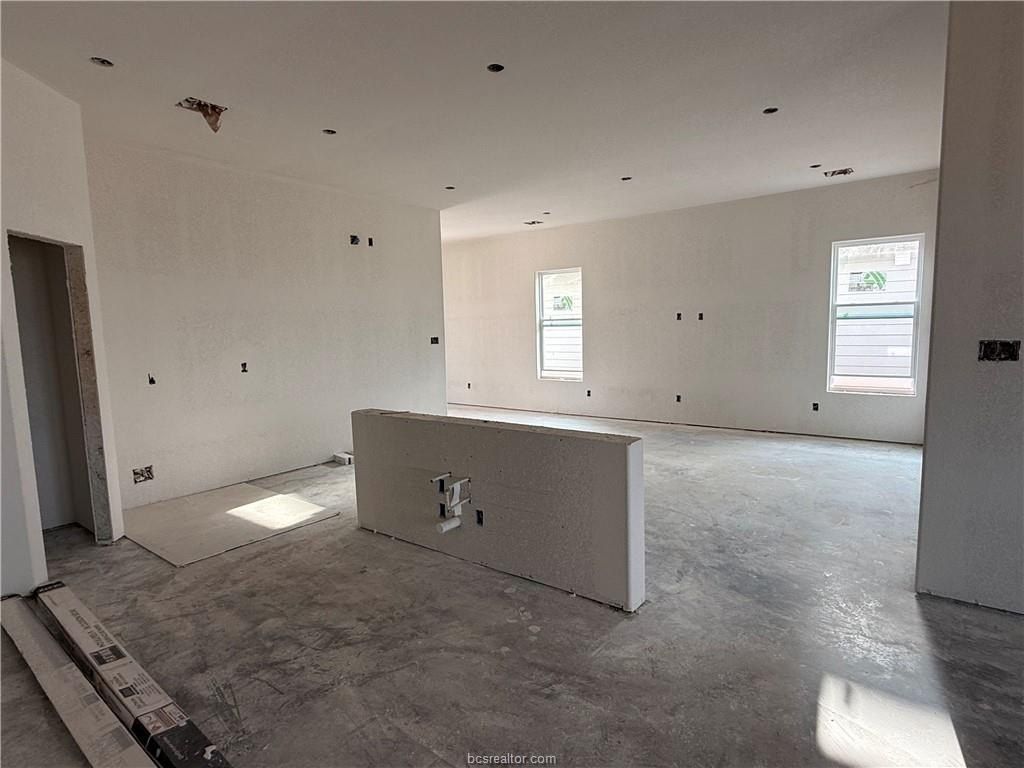 6110 Pocono Drive. College Station, TX 77845