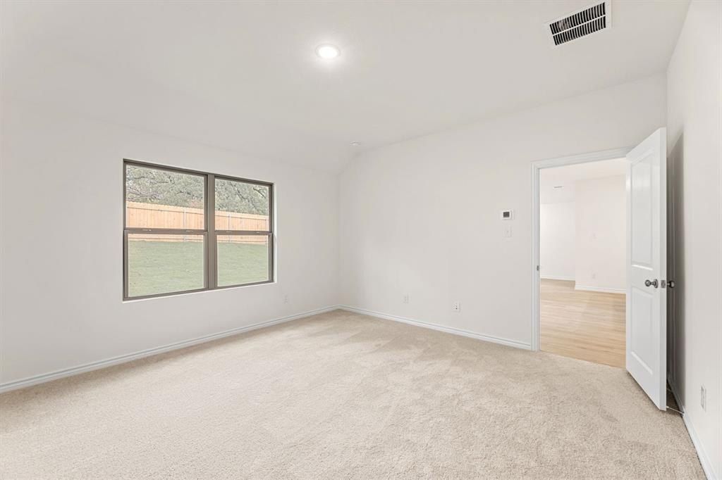 3883 Rose Hill Court. Denison, TX 75020