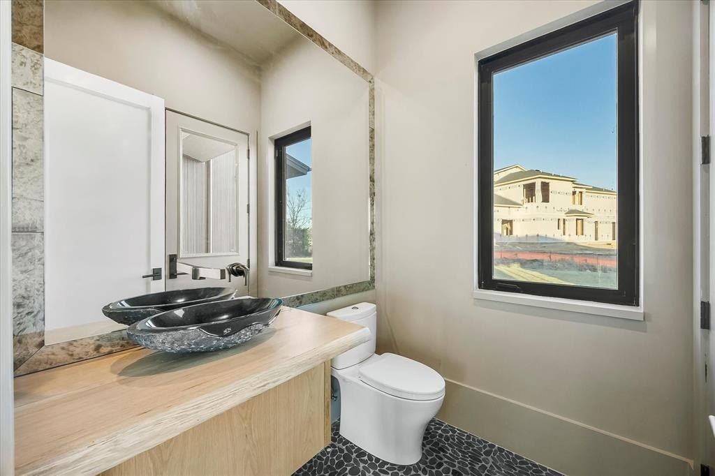 207 Sunset Point Trail. Heath, TX 75032