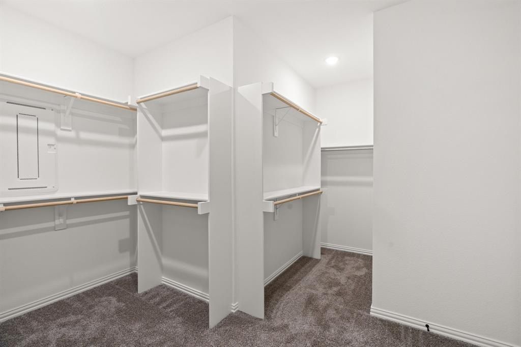 460 Solo Ridge Drive. Waxahachie, TX 75167