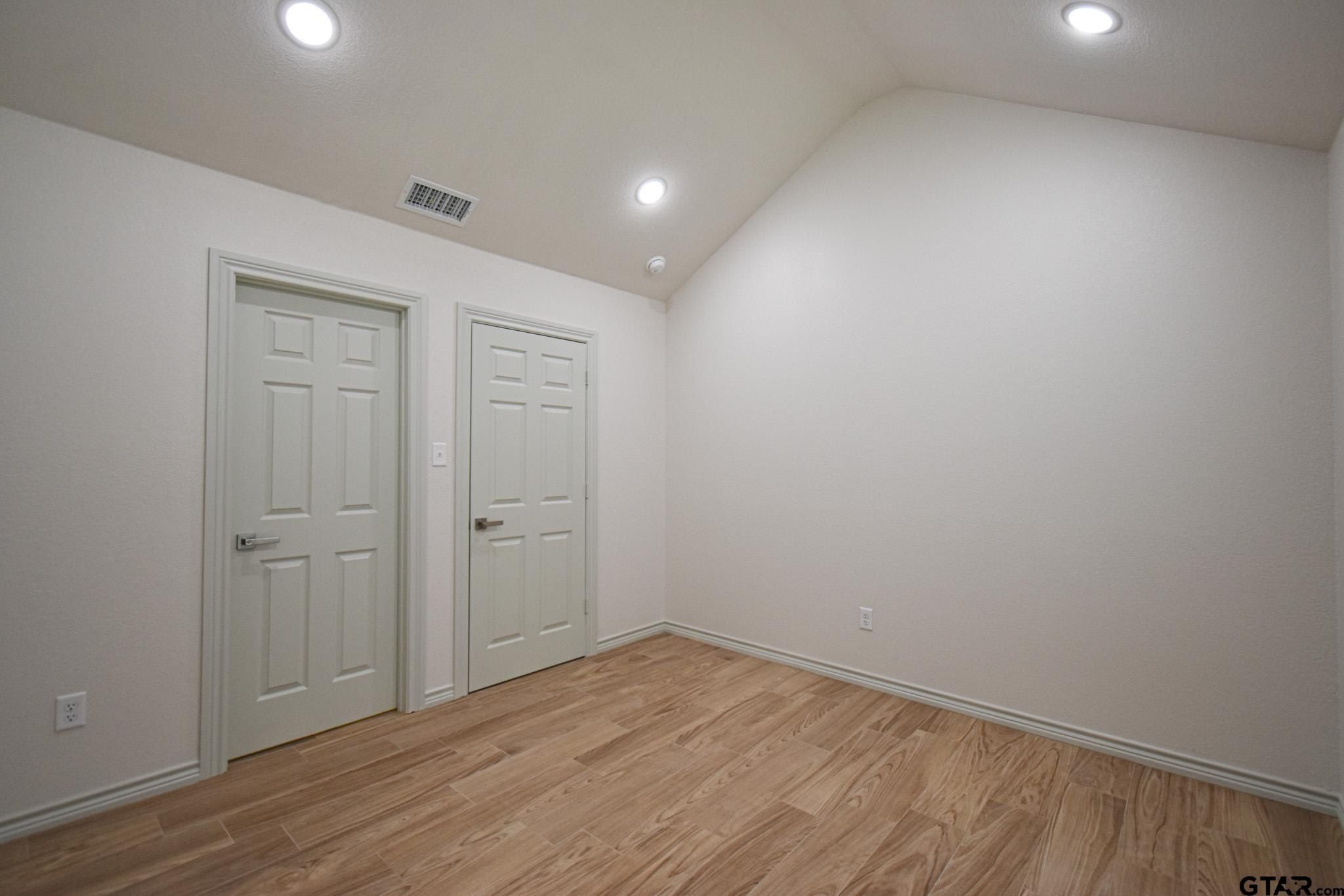 1417 E Earle St. Tyler, TX 75702