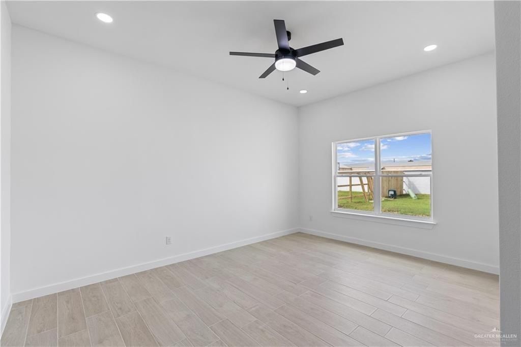 2313 N Gaytan Avenue. Edinburg, TX 78542