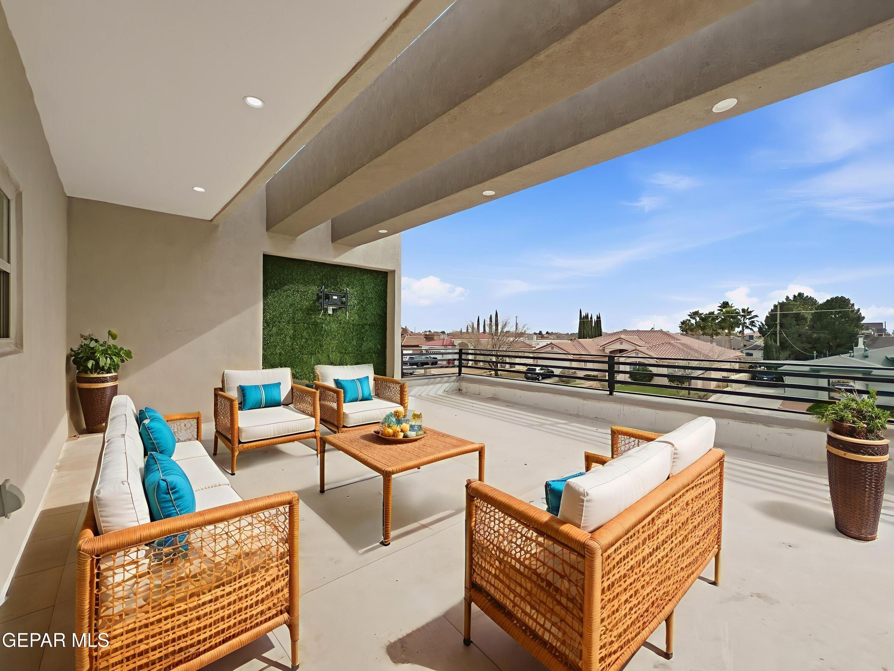 11317 Ardelle Avenue. El Paso, TX 79936