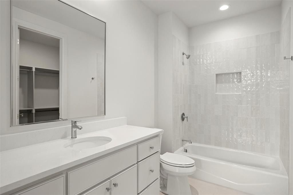 4164 Saranac Drive. Dallas, TX 75220