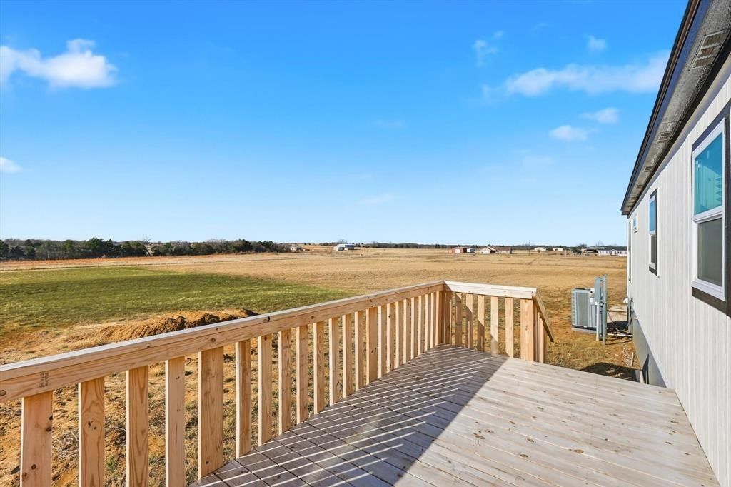 257 Heritage Road. Gordonville, TX 76245